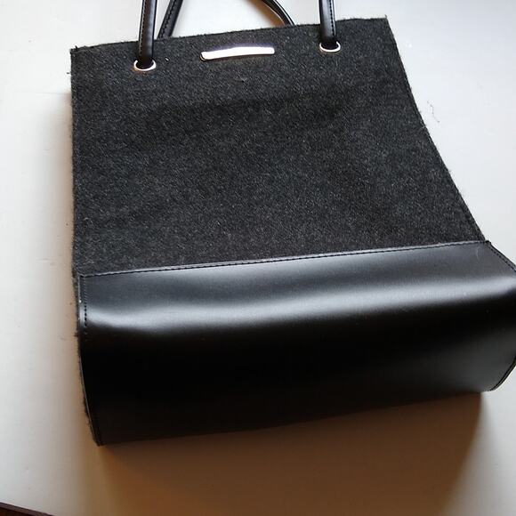 Nine West black over the shoulder purse NWOT - Picture 2 of 6
